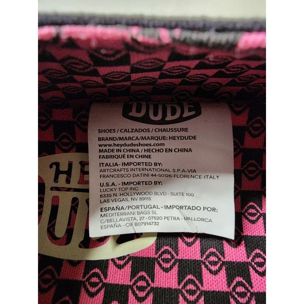 Hey Dude Shoes Youth 5 Black Hot Pink Wendy Batik Geo Slip On 40443-02T